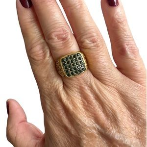 Vintage Gold Ring with Multiple Green Rhinestones